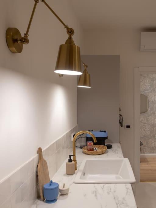 Foscolo 46 - Elegant Family Apartment Trieste Luaran gambar