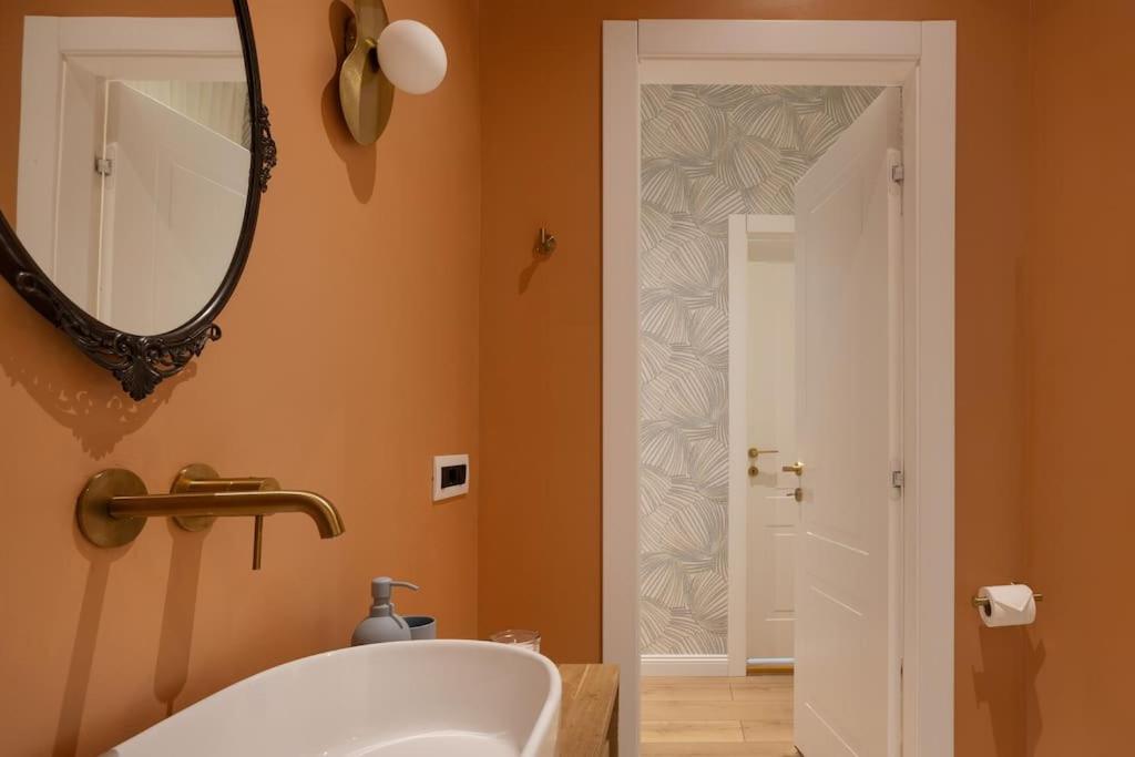 Foscolo 46 - Elegant Family Apartment Trieste Luaran gambar