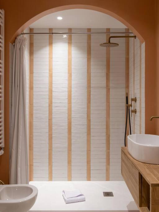Foscolo 46 - Elegant Family Apartment Trieste Luaran gambar